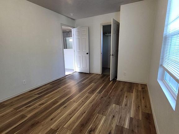 5th image of 3097 E Shaver Ct