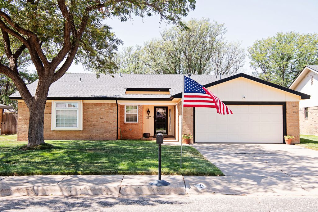 227 Ironwood St - Property Image