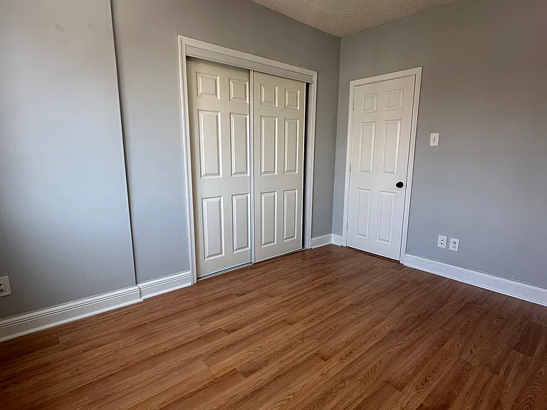 2249 E Cambria St — Photo 13