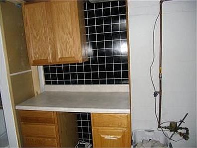 2nd image of 731 Almond Ave