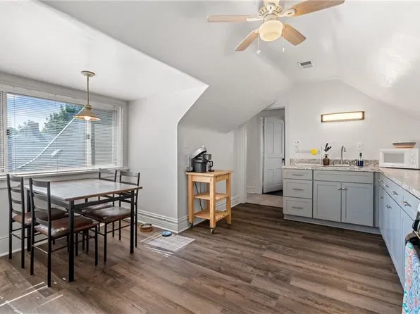 566 Orchard Ave Floor 3, Pittsburgh, PA 15202
