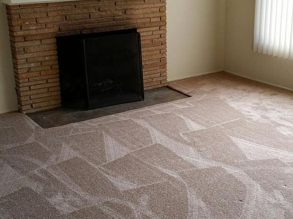 3rd image of 322 Raymondale Dr APT A