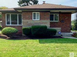 13585 Dixie Ave, Redford, MI 48239