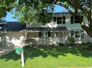 5379 S Harlan Dr, Rochelle, IL 61068