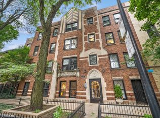 2124 N Hudson Ave APT 301, Chicago, IL 60614