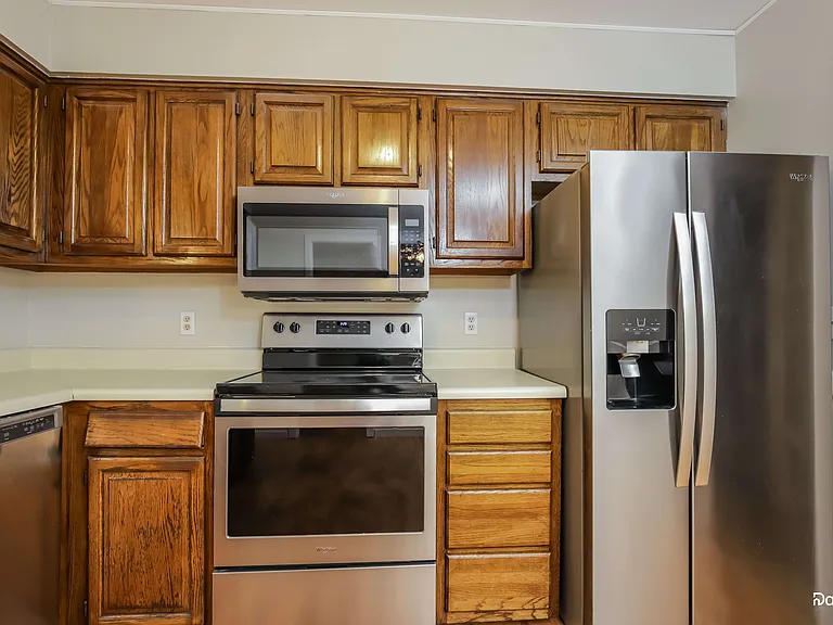 1702 Plateau Ct — Photo 6