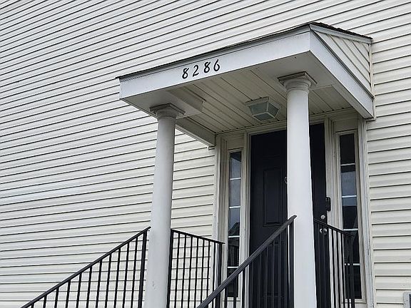 2nd image of 8286 Deering Oaks Dr