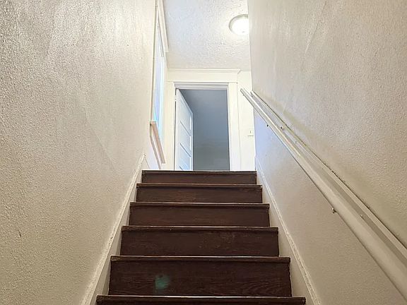 4th image of 506 Beechwood Ave