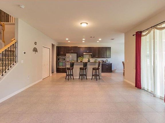 3rd image of 1211 Canyon Oaks Dr