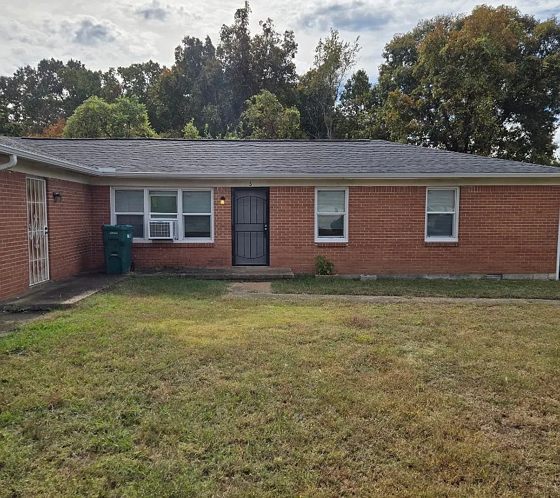 4-6 Sherwood Ln