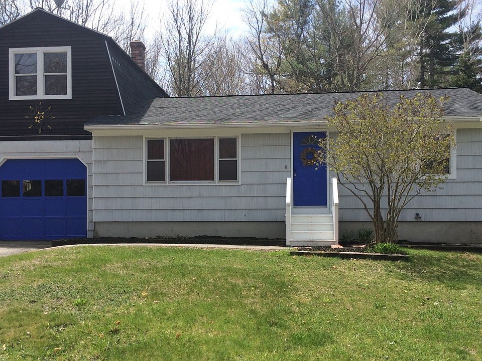 1st image of 170 Main St
