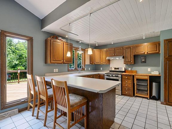 4th image of 30235 Norway Dr NW