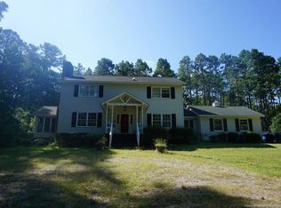 111 Pettingill Pl, Southern Pines, NC 28387