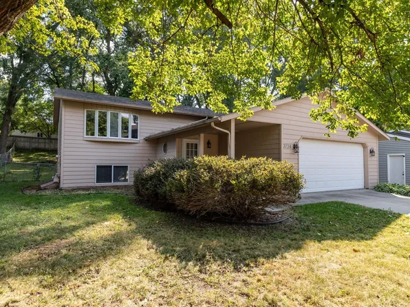 3734 8th St NW, Rochester, MN 55901
