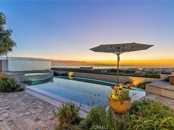 17 Muir Beach Cir, Newport Beach, CA 92625