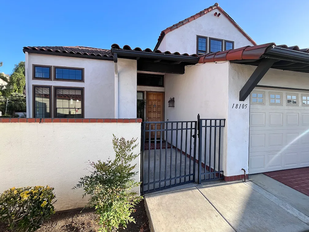 3 bed, 2673 sqft, $4,999 — Photo 2