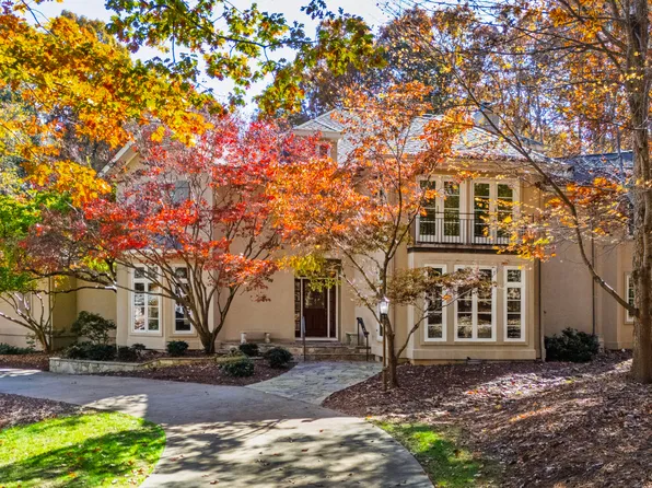 108 Chimeneas Pl, Chapel Hill, NC 27517