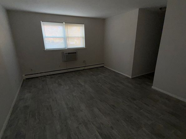 3900 N Jefferson St APT 203