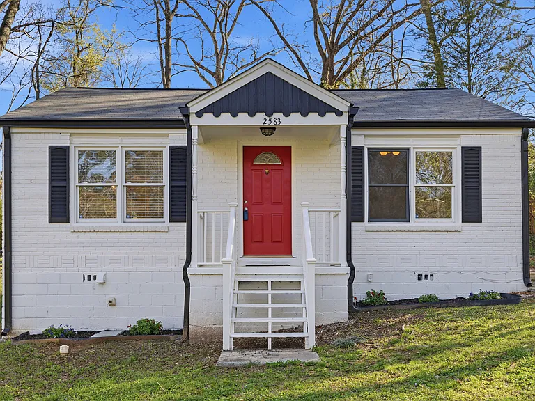 2583 Joyce Ave — Photo 6