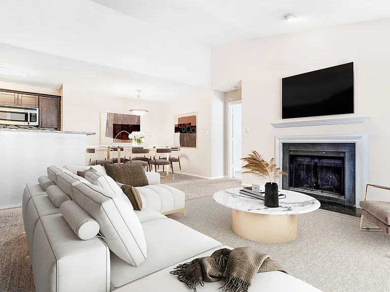 Southpark Commons Apartment Homes — Photo 19