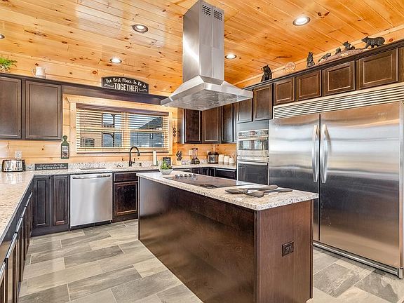 5th image of 778 Park Vista Way