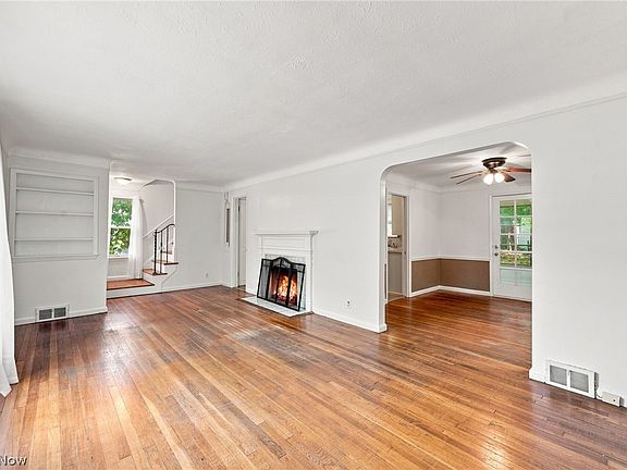 5th image of 3830 Sherwood Rd