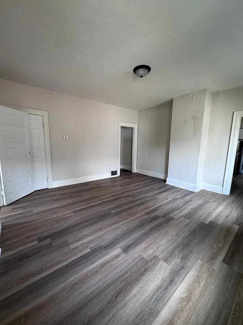258 Washington Street — Photo 2