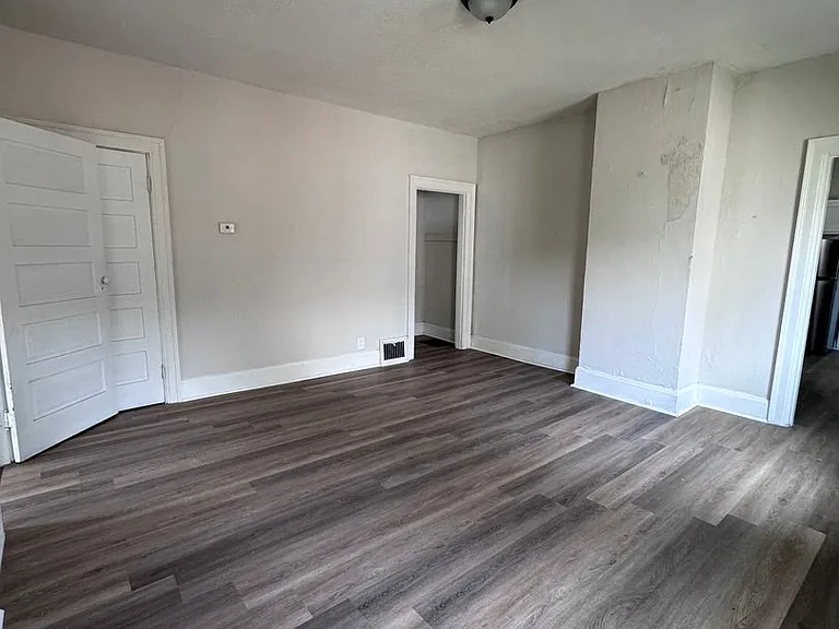 258 Washington St — Photo 2