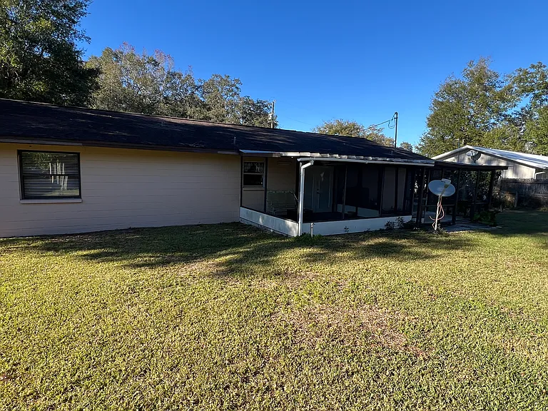 665 SW Cardinal Dr — Photo 6