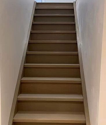 3rd image of 410 Victor Ct #Basement