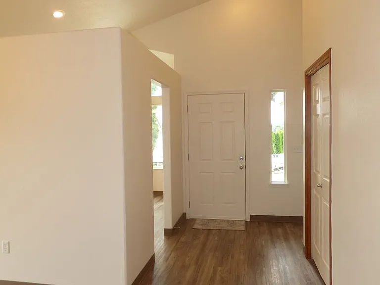 5699 Waln Creek Ct S — Photo 9