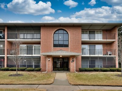 5033 Circle Dr APT 102, Crestwood, IL, 60418
