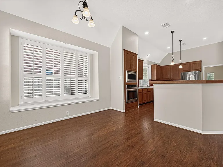 3215 Quiet Lake Dr — Photo 10