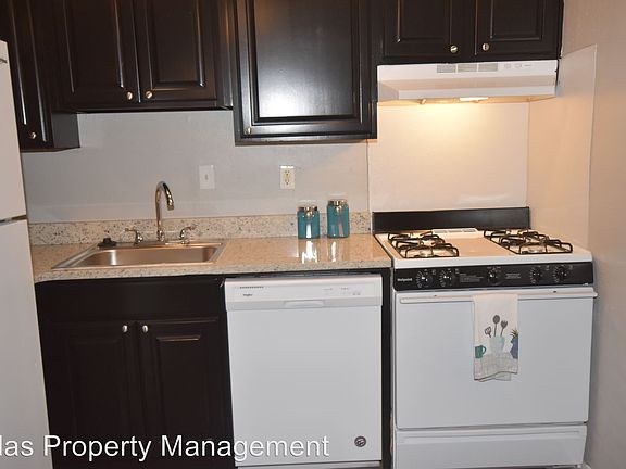 3rd image of 9750 E 33rd St APT 0422