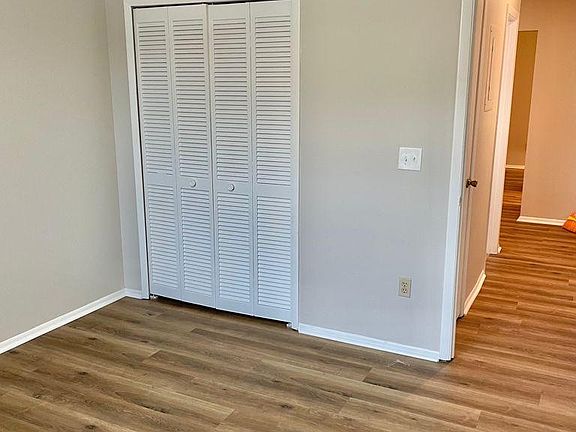 5th image of 412 Banana Cay Dr APT F