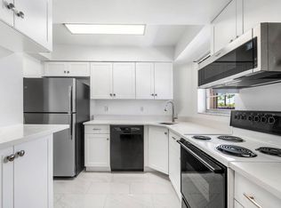 18081 SE Country Club Dr APT 32-311, Tequesta, FL 33469