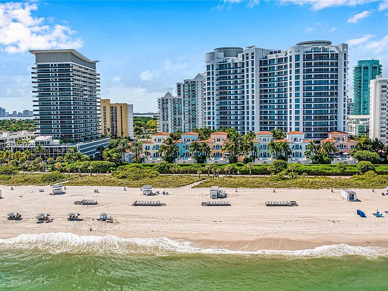 5959 Collins Ave #1001 — Photo 31