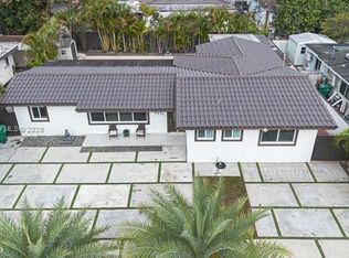 6271 NW 110th St, Hialeah, FL 33012