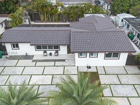 6271 NW 110th St, Hialeah, FL 33012