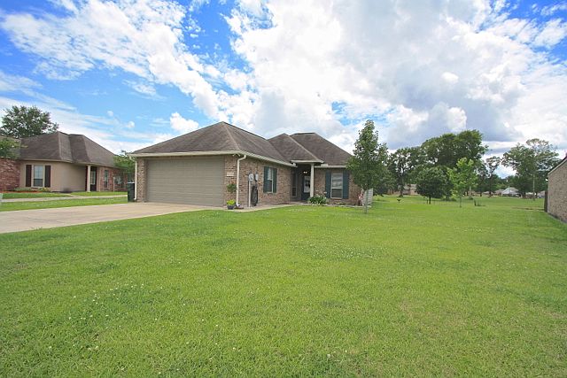 1st image of 40431 Bailey Dr