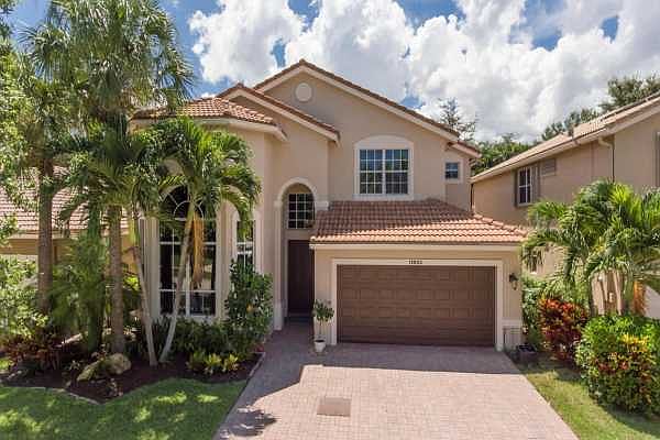 Home For Sale In Colony Preserve