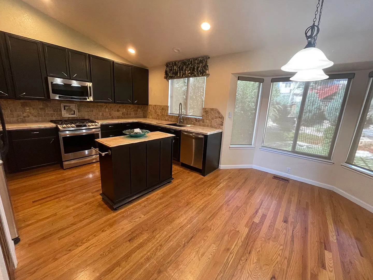 4 Level Home in Wagon Trails (Dublin and Austin Bluff) — Photo 4