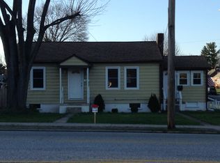 561 E Penn Ave, Cleona, PA
