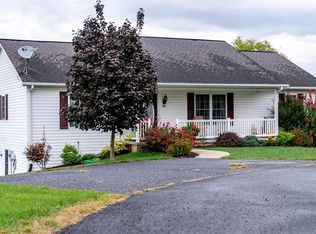 298 Harper St, Weyers Cave, VA 24486