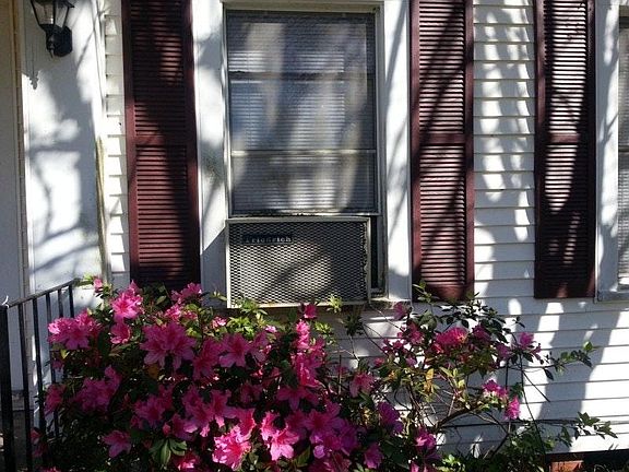 3rd image of 2542 South St
