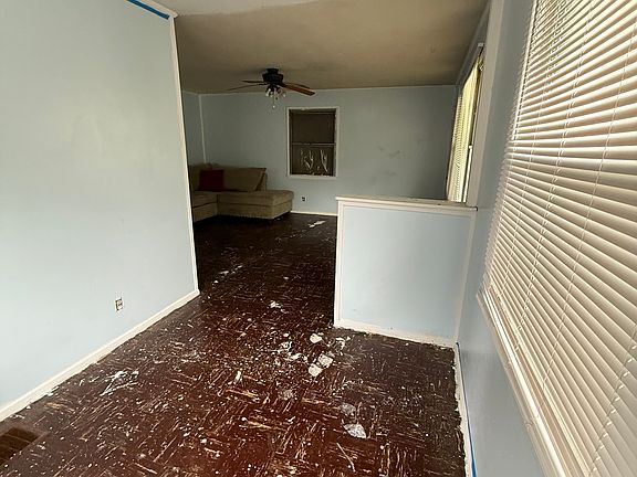 5th image of 2640 S 5th St
