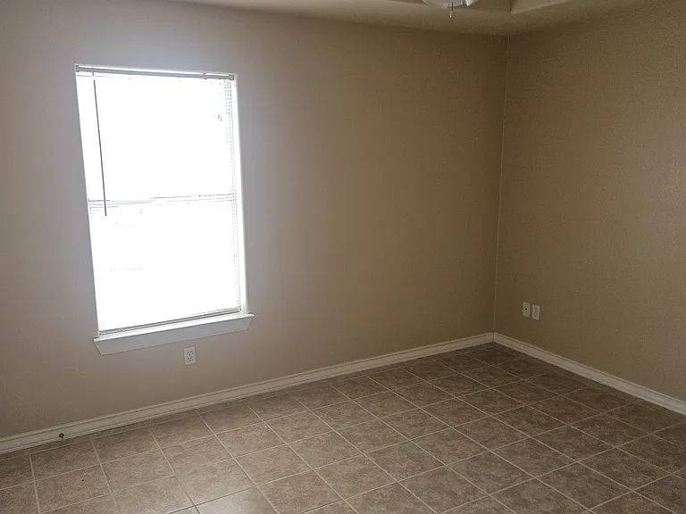 Santa Fe Apartments — Photo 5