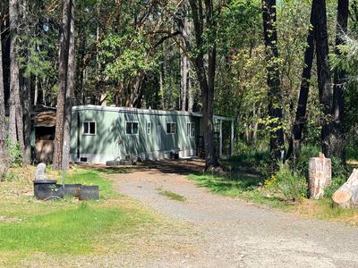 912 N Old Stage Rd, Cave Junction, OR, 97523