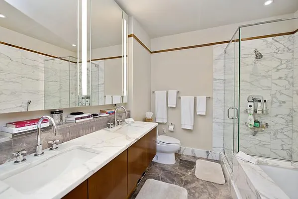 Rented by Keller Williams NYC | media 32