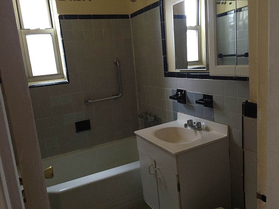 2nd image of 243 McDonald Ave APT 2C